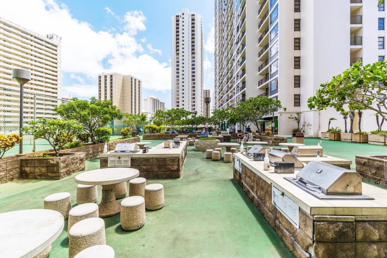 Tropical Bliss, Mountain View Condo Near Waikiki Beach With Free Parking Honolulu Exterior photo
