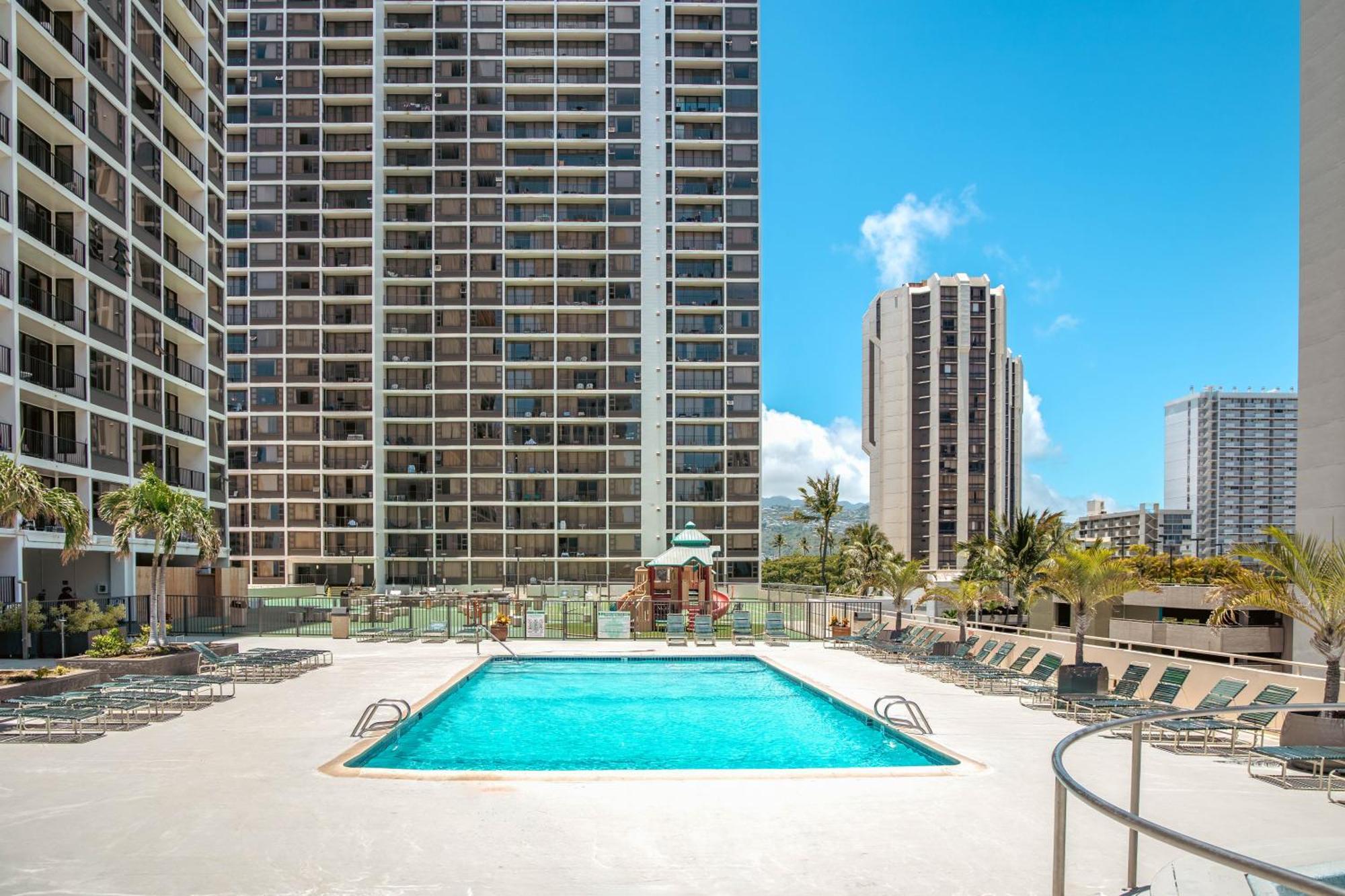 Tropical Bliss, Mountain View Condo Near Waikiki Beach With Free Parking Honolulu Exterior photo